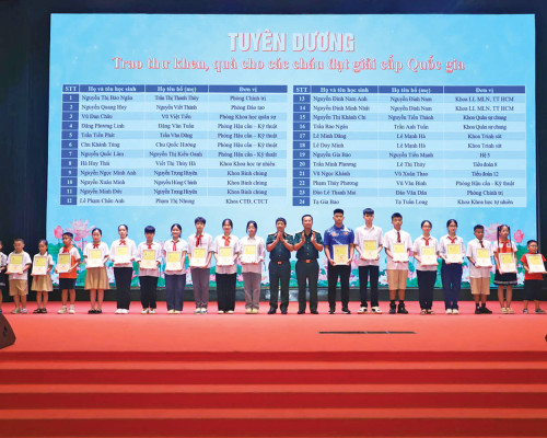 CHĂM LO THẾ HỆ MĂNG NON