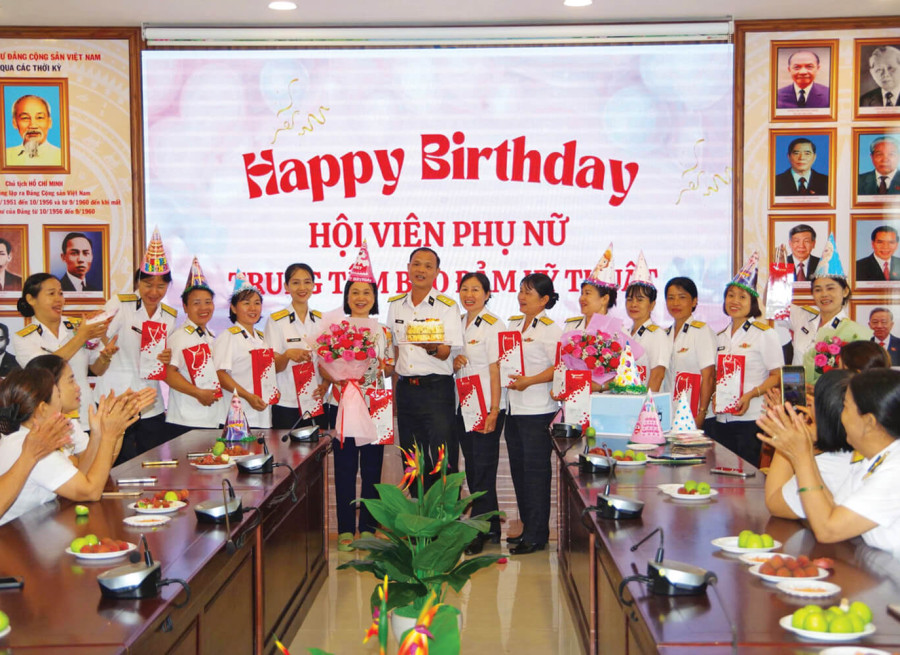 GHI Ở VÙNG 2 HẢI QUÂN