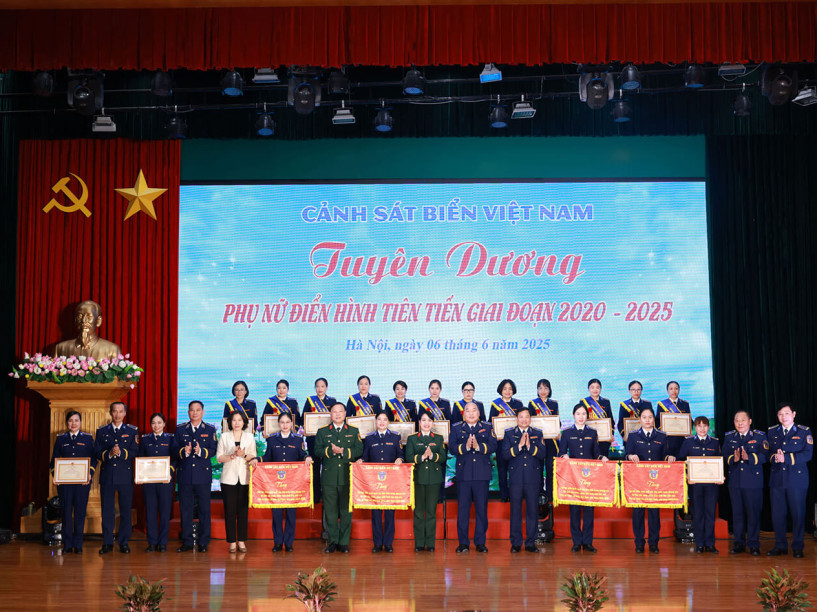 NHỮNG CÁN BỘ HỘI “BA GIỎI”