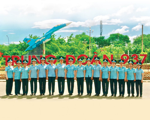 SÁNG GIỮA MIỀN CÁT TRẮNG