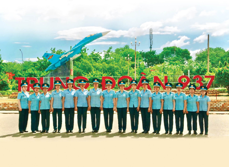 SÁNG GIỮA MIỀN CÁT TRẮNG