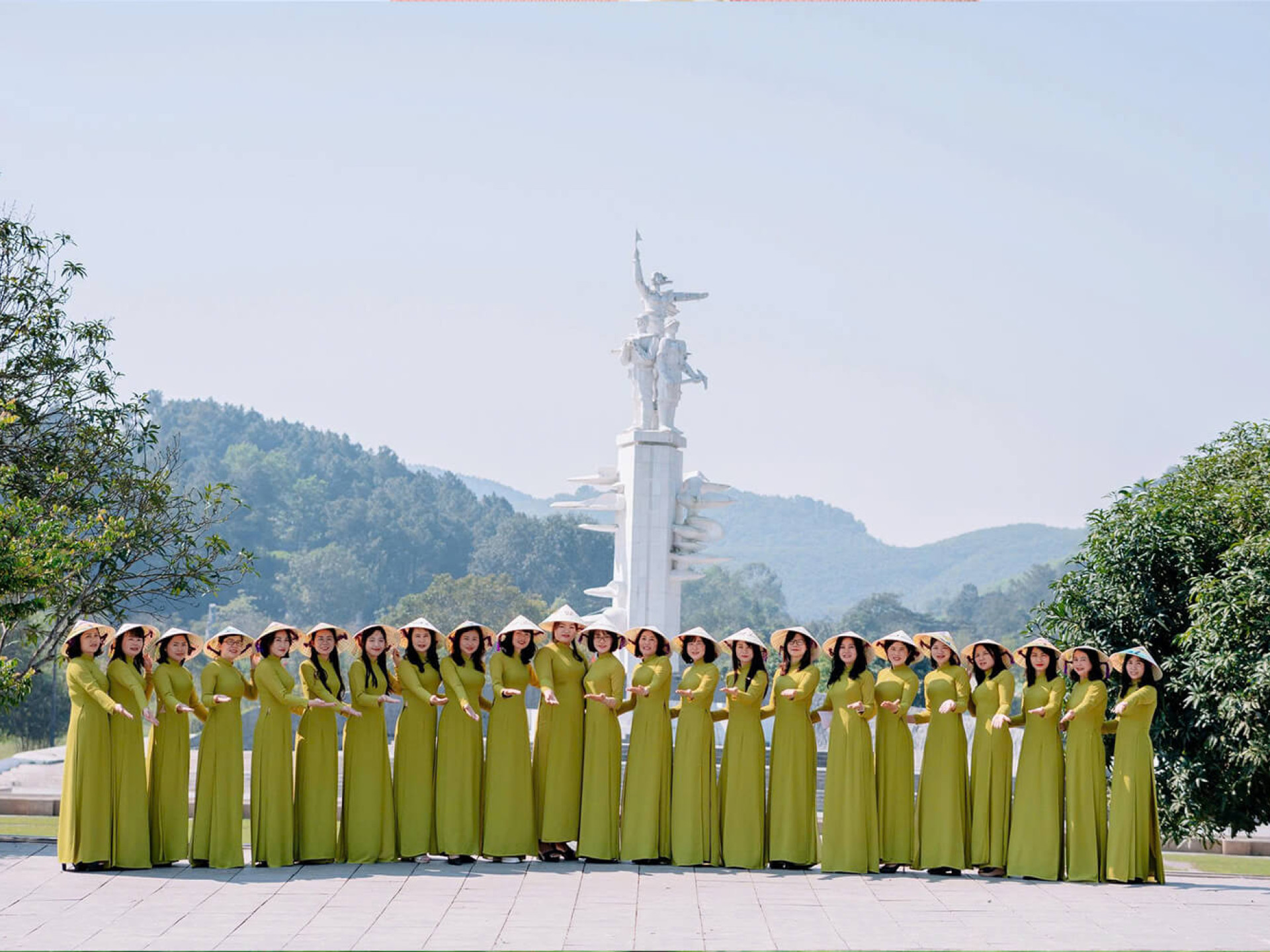 HÀNH TRÌNH VỀ NGUỒN