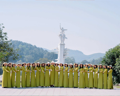 HÀNH TRÌNH VỀ NGUỒN