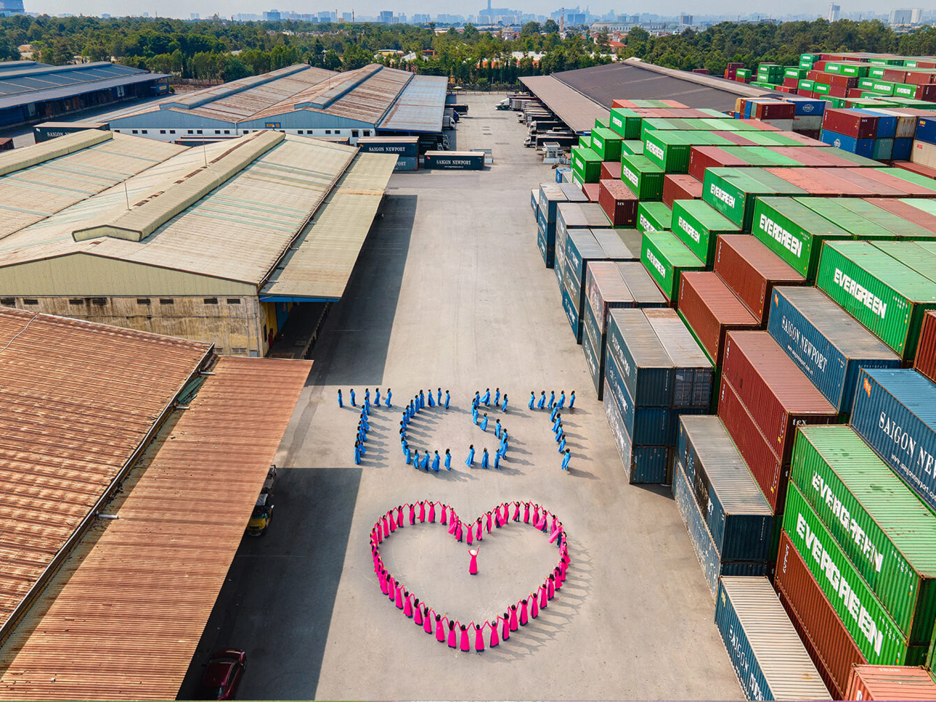 KHÁT VỌNG VÀ NIỀM TIN