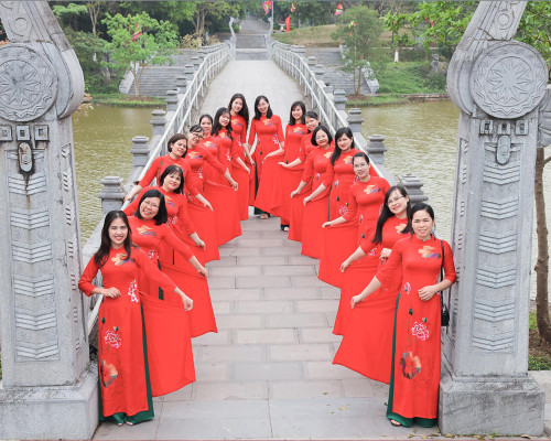 SẮC MÀU ĐOÀN KẾT