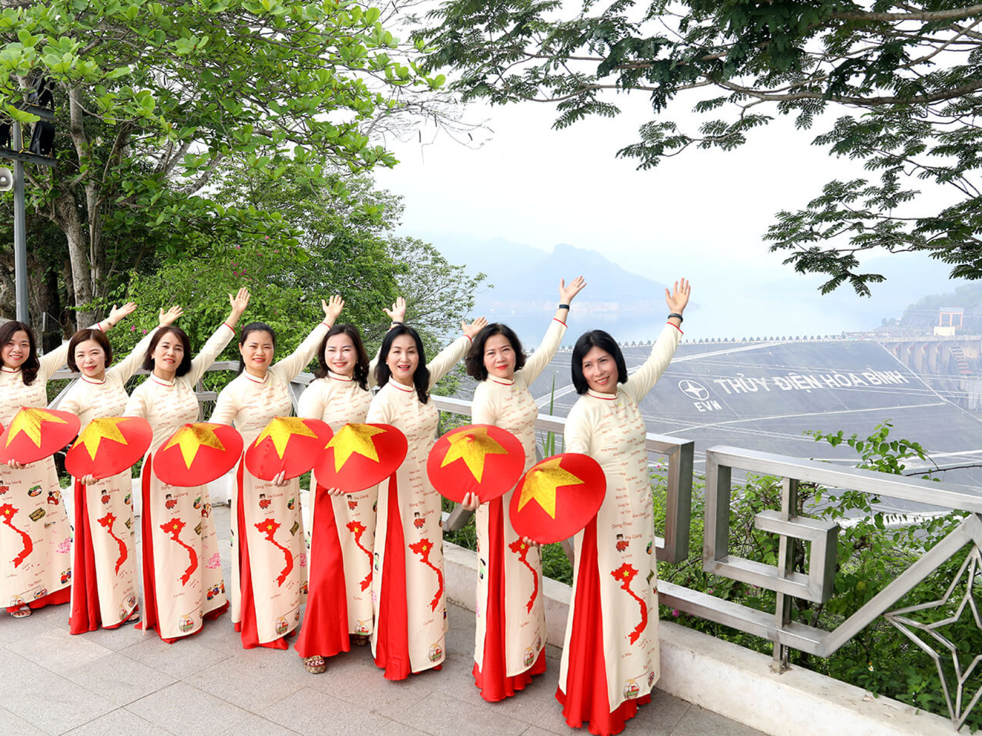 THÔNG ĐIỆP BẢN SẮC VIỆT