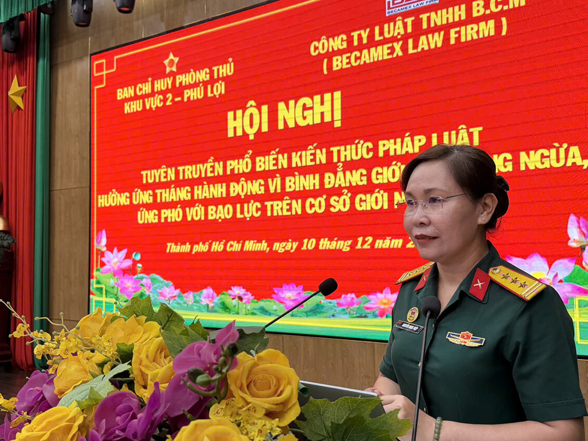 BÔNG HOA BỀN BỈ TỎA HƯƠNG