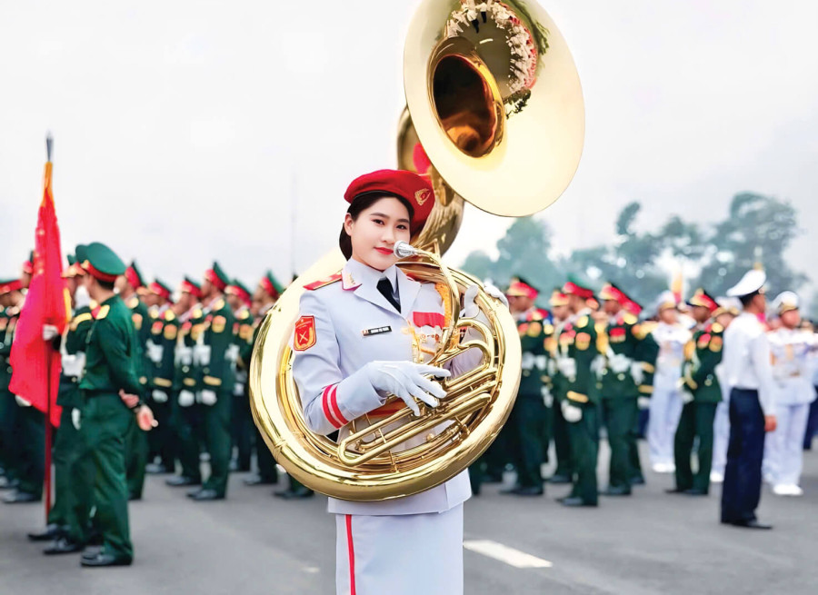 NÉT ĐẸP TRONG ĐỘI HÌNH