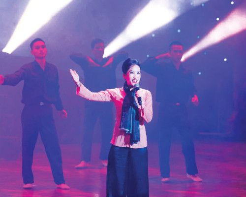 TỪ “SAO MAI ĐIỂM HẸN”