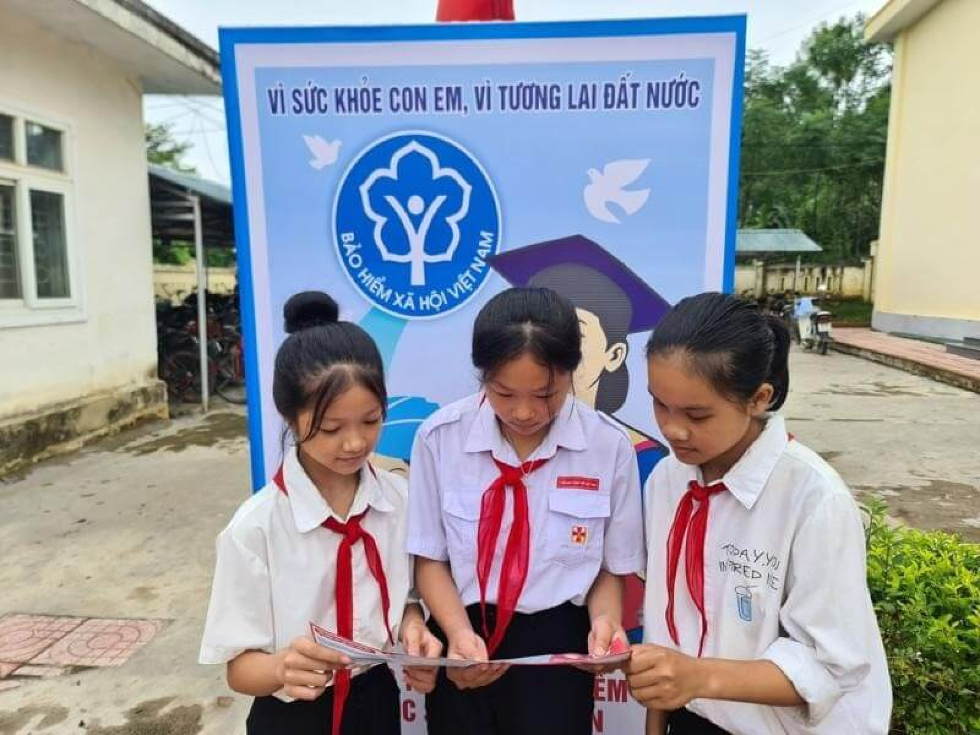 ĐỐI TƯỢNG ĐƯỢC NGÂN SÁCH NHÀ NƯỚC HỖ TRỢ MỨC ĐÓNG BẢO HIỂM Y TẾ