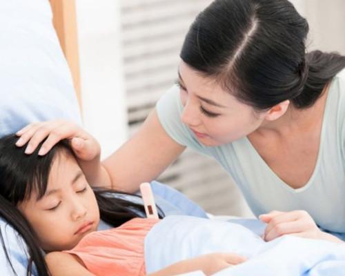 THỜI GIAN HƯỞNG CHẾ ĐỘ ỐM ĐAU VÀ CHẾ ĐỘ KHI CHĂM SÓC CON...