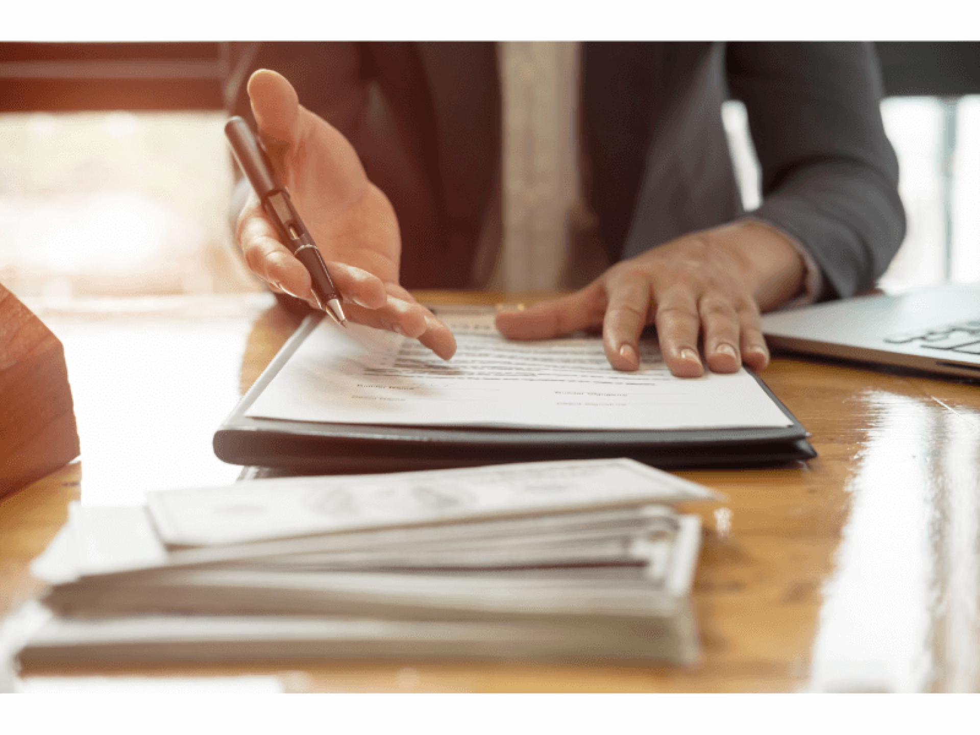 KHẤU TRỪ LƯƠNG, LƯƠNG HƯU VỚI NGƯỜI THUỘC LLVT VI PHẠM HÀNH CHÍNH