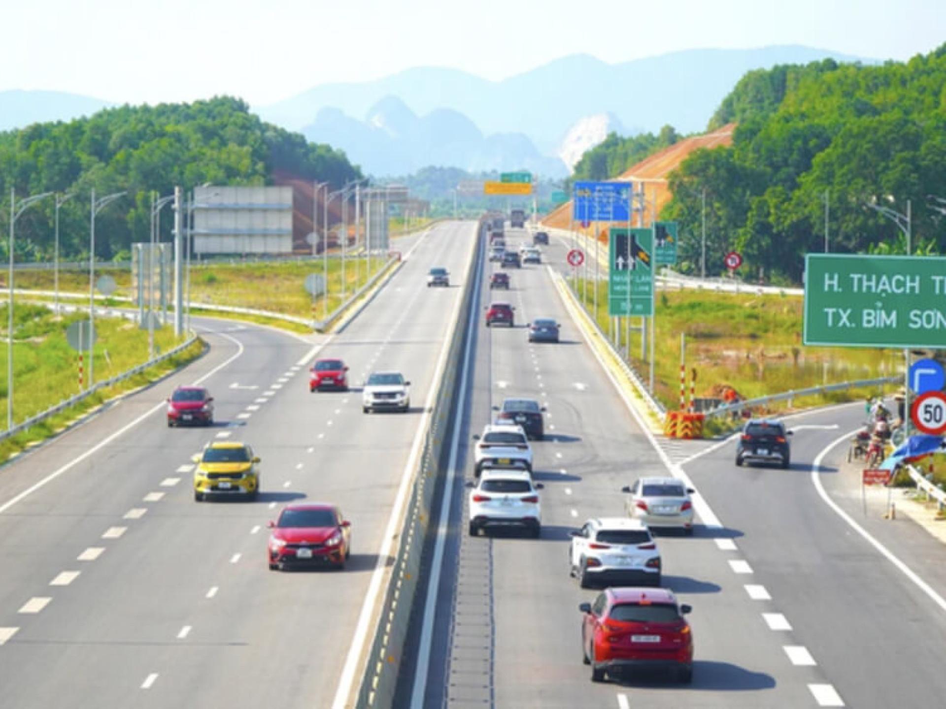 NGUYÊN TẮC CHUYỂN HƯỚNG XE THEO QUY ĐỊNH MỚI