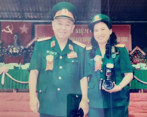 QUÀ TẶNG CỦA VỊ ĐẠI TƯỚNG ANH HÙNG QUÊ HƯƠNG ĐỒNG KHỞI