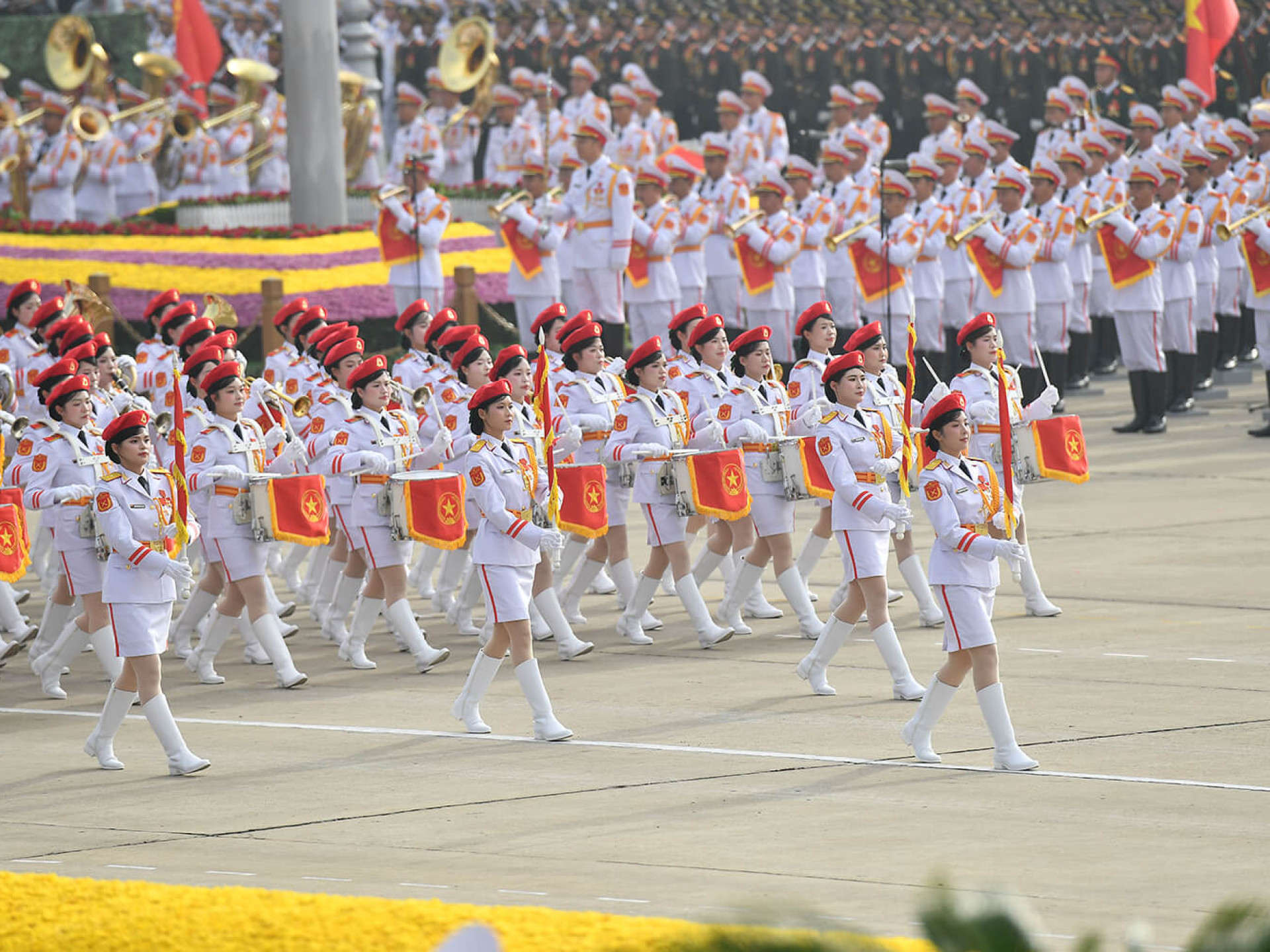 QUYỀN BÌNH ĐẲNG VÀ VỊ THẾ PHỤ NỮ