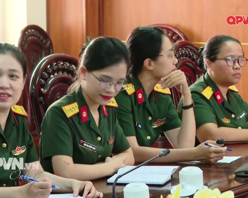 ĐỔI MỚI ĐỂ PHÁT TRIỂN