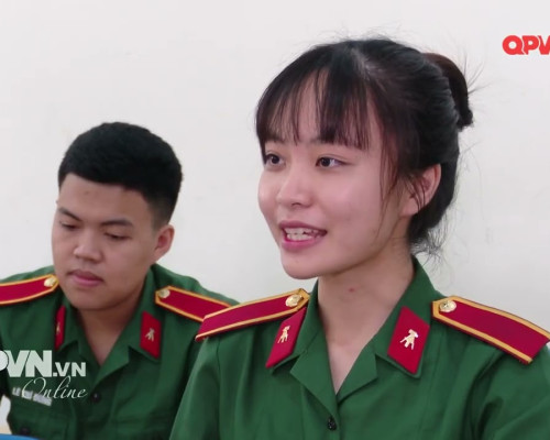 NGƯỜI TRUYỀN LỬA NHIỆT HUYẾT