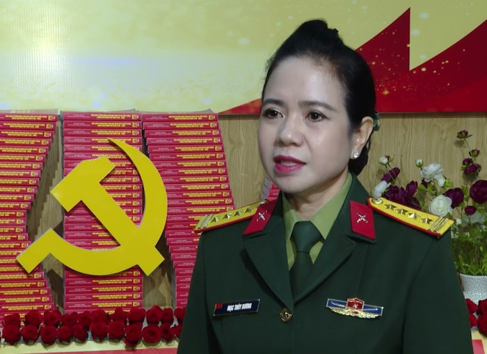 PHỤ NỮ QUÂN ĐỘI  NHÂN DÂN VIỆT NAM TRONG KỶ NGUYÊN SỐ