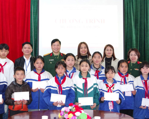 TẾT VỀ CÙNG “MẸ ĐỠ ĐẦU”