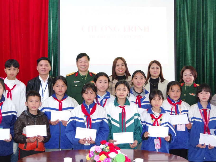 TẾT VỀ CÙNG “MẸ ĐỠ ĐẦU”