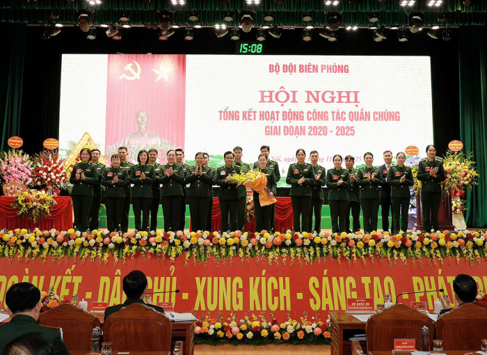 BỘ ĐỘI BIÊN PHÒNG: HỘI NGHỊ TỔNG KẾT HOẠT ĐỘNG CÔNG TÁC QUẦN CHÚNG GIAI ĐOẠN...