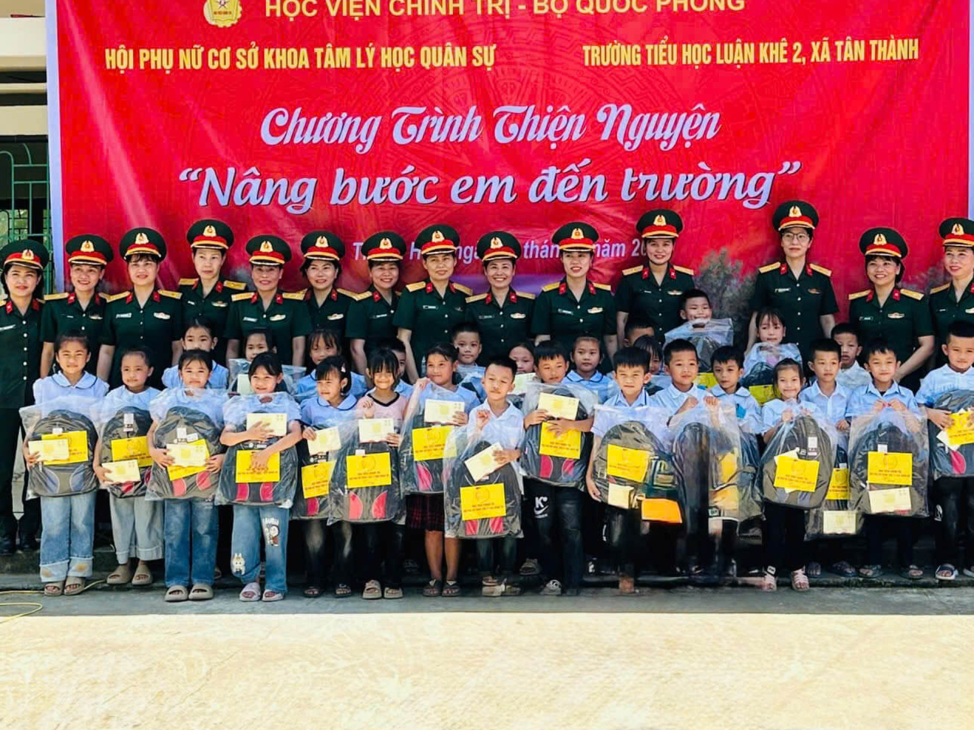 HỌC VIỆN CHÍNH TRỊ PHỤ NỮ KHOA TÂM LÝ HỌC QUÂN SỰ HOẠT ĐỘNG THIỆN NGUYỆN