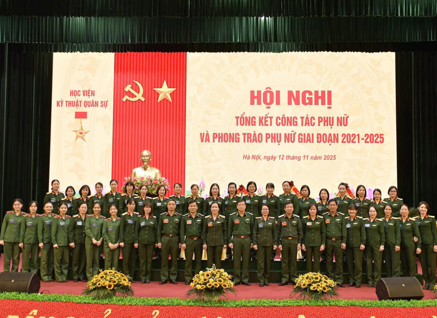 CÔNG TÁC PHỤ NỮ TẠI HỌC VIỆN KỸ THUẬT QUÂN SỰ CÓ BƯỚC PHÁT TRIỂN MỚI, VỮNG CHẮC, TOÀN DIỆN