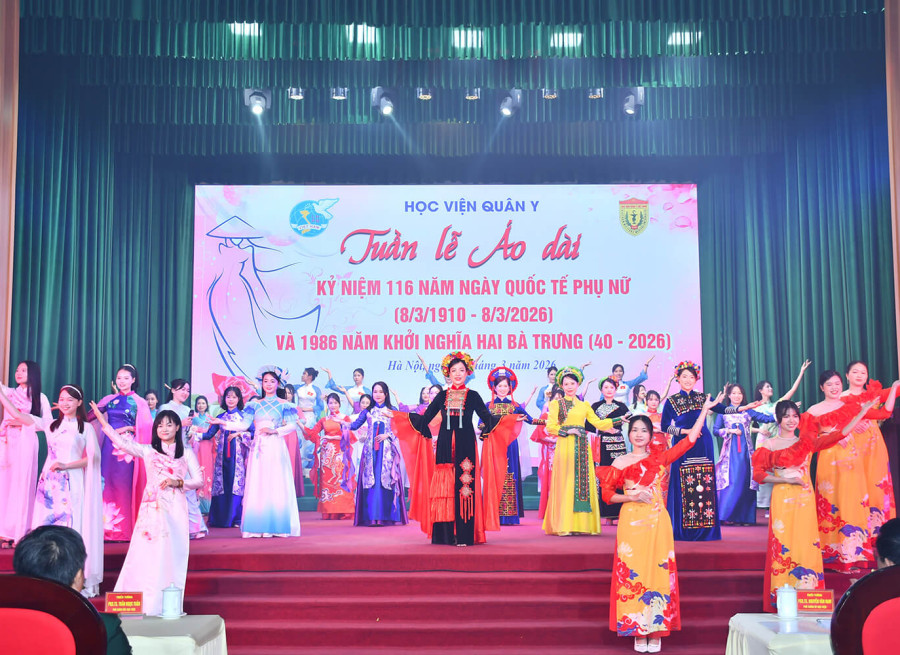 TẠO KHÍ THẾ THI ĐUA SÔI NỔI TRONG PHỤ NỮ HỌC VIỆN QUÂN Y