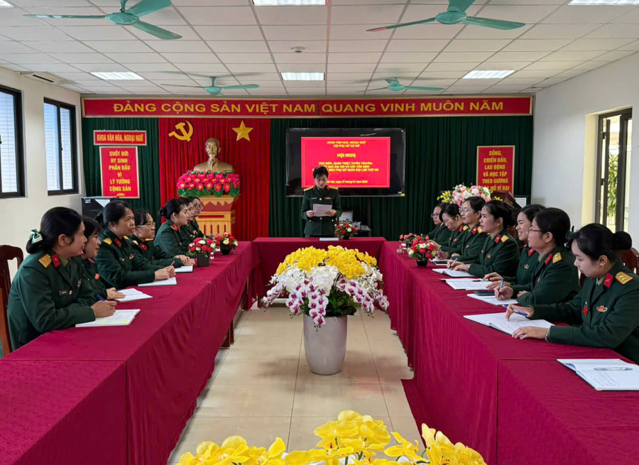 TRƯỜNG SĨ QUAN CHÍNH TRỊ: PHỔ BIẾN, QUÁN TRIỆT KẾT QUẢ ĐẠI HỘI ĐẠI BIỂU PHỤ NỮ QUÂN ĐỘI LẦN THỨ VIII