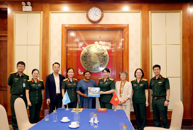 BAN PHỤ NỮ QUÂN ĐỘI TĂNG CƯỜNG PHỐI HỢP VỚI UN WOMEN