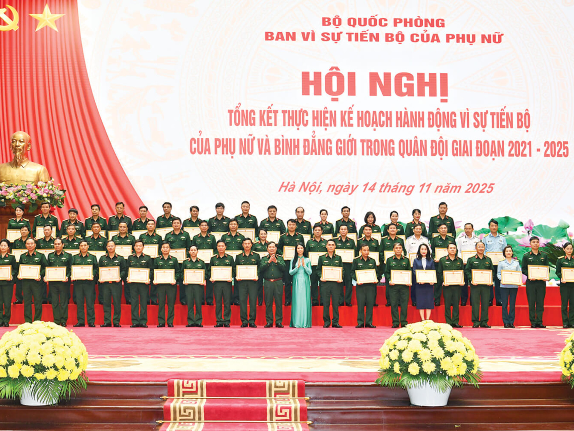PHỤ NỮ QUÂN ĐỘI BỨT PHÁ TOÀN DIỆN, TẠO NỀN TẢNG BƯỚC VÀO KỶ NGUYÊN MỚI
