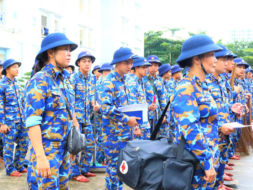 PHỤ NỮ QUÂN ĐỘI LAN TỎA YÊU THƯƠNG - HƯỚNG VỀ ĐỒNG BÀO VÙNG LŨ