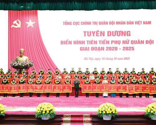 TUYÊN DƯƠNG ĐIỂN HÌNH TIÊN TIẾN PHỤ NỮ QUÂN ĐỘI GIAI ĐOẠN...