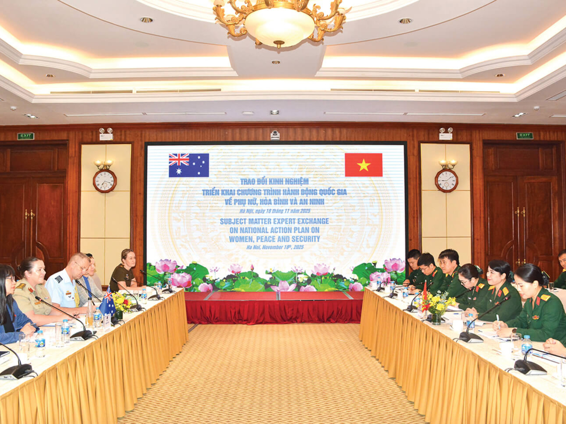 VIỆT NAM - AUSTRALIA TRAO ĐỔI KINH NGHIỆM VỀ PHỤ NỮ, HÒA BÌNH VÀ AN NINH