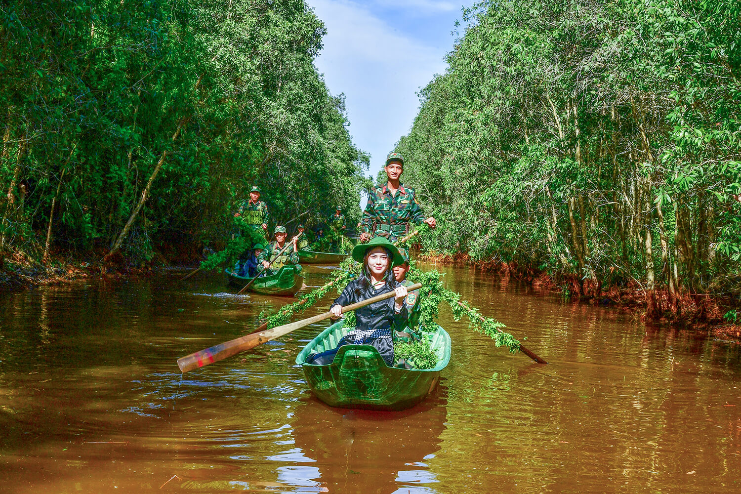 ÁO BÀ BA - TỪ CHIẾN KHU NĂM XƯA ĐẾN ĐỜI SỐNG HÔM NAY